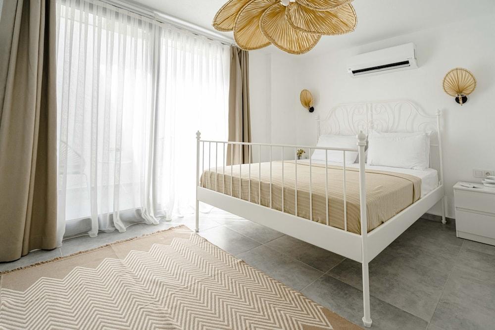 Voger Alacatı Koyici