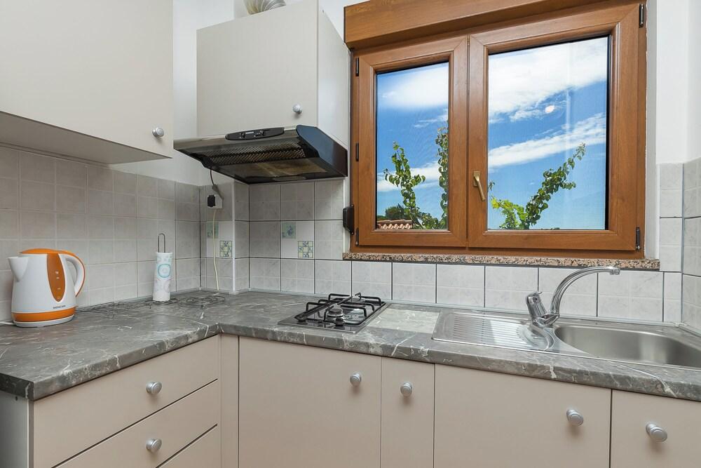 Romeo & Juliet Apartment