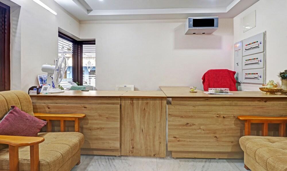 Itsy By Treebo - Vardhan Stay Inn