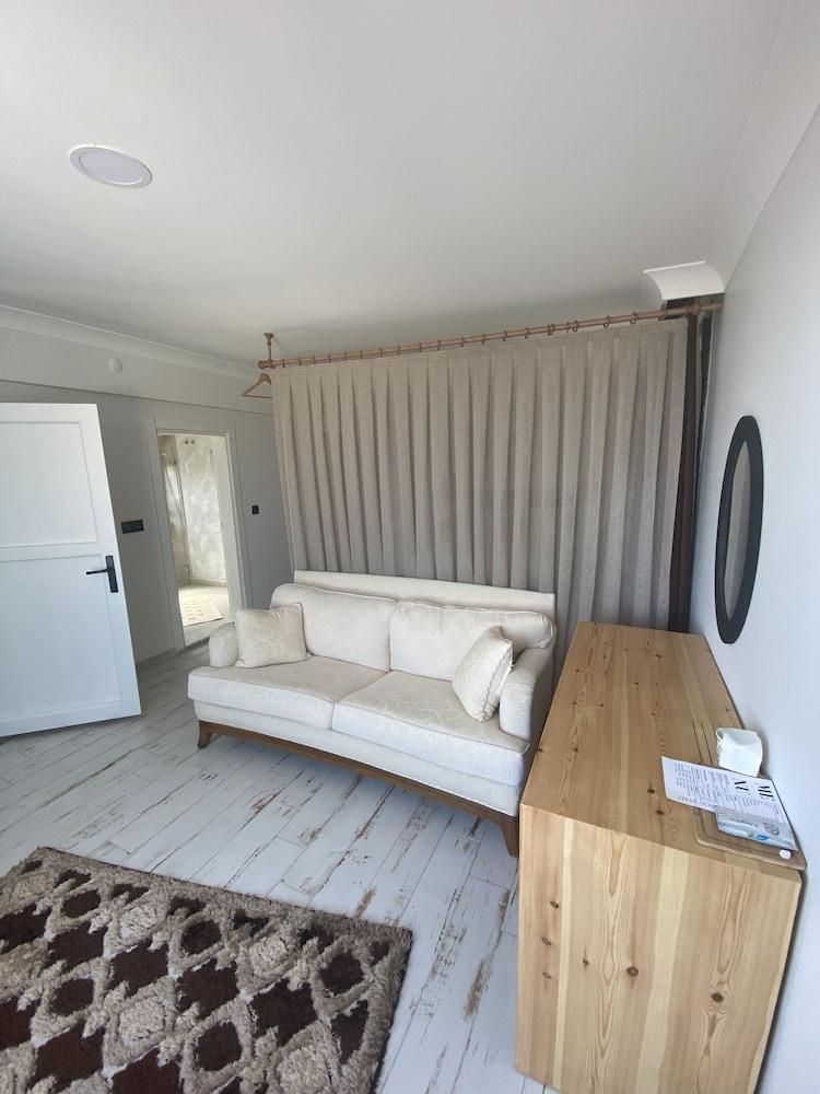 Lagom Hotel Seferihisar