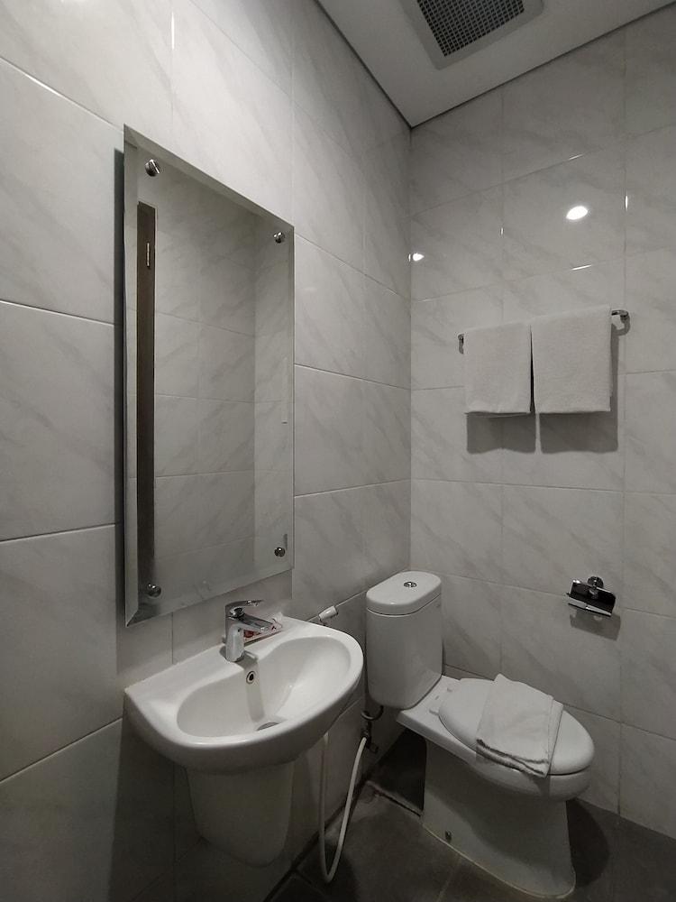 U Stay Hotel Asem Baris