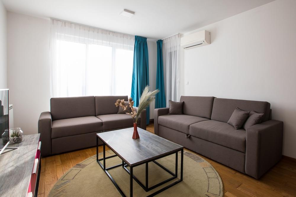 Green Nature Hotel & Apartments