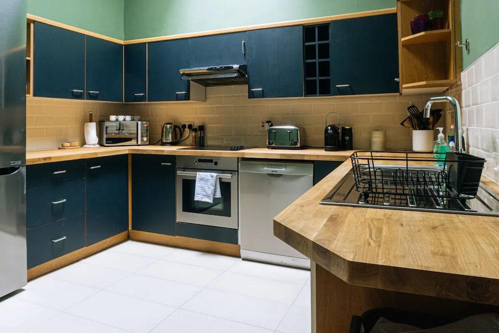 Grade A Listed 2 Bedroom In Edinburgh