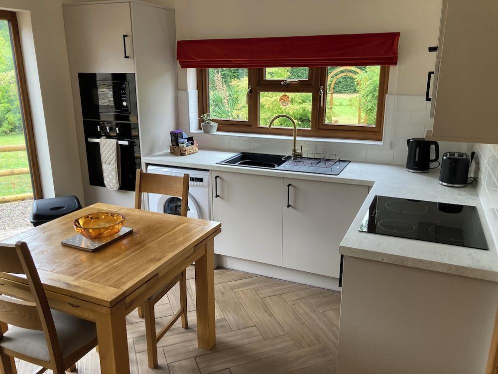 1 Bedroomed Detached Holiday Retreat Pant