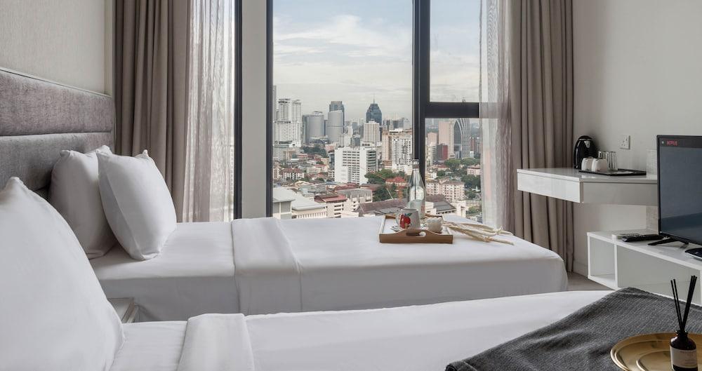 Expressionz Suites KL by Perfect Host