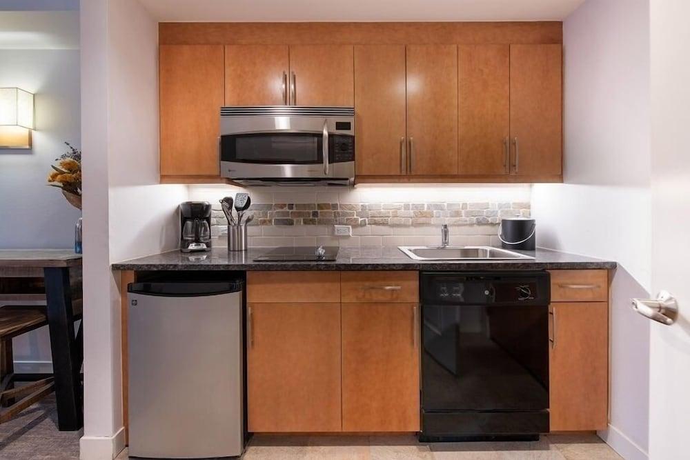 Fraser Crossing/Founders Pointe, Studio Apartment Premium Unit 3620