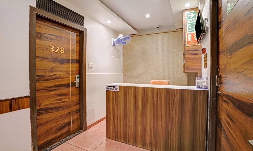 Itsy By Treebo - BKC Mannat