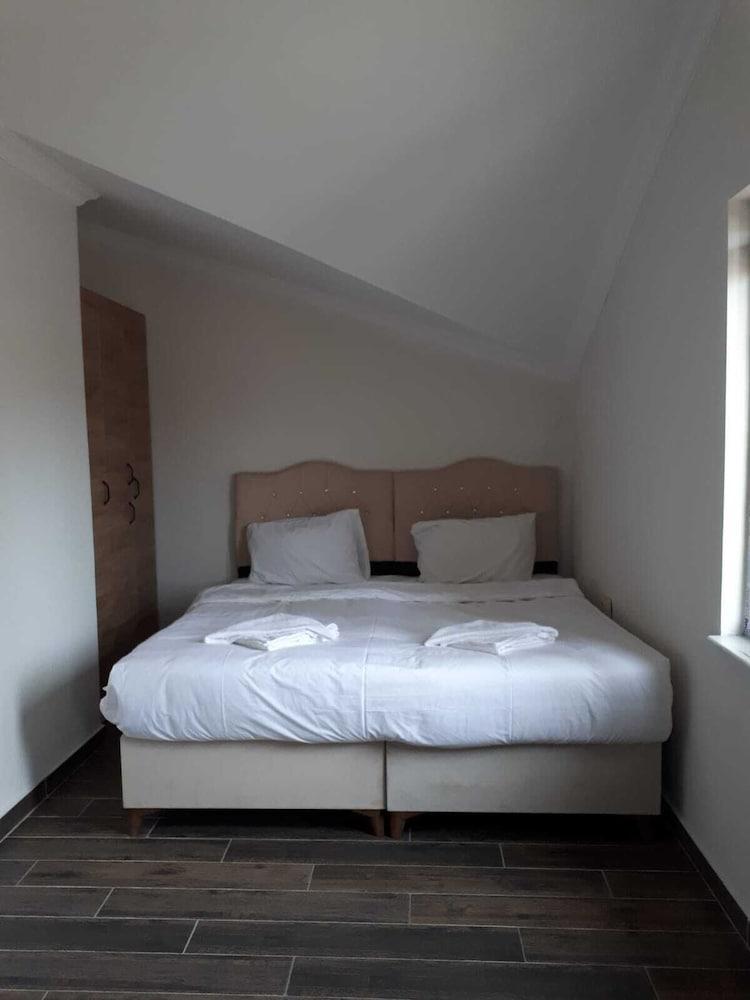 Yıldız Delux Apart