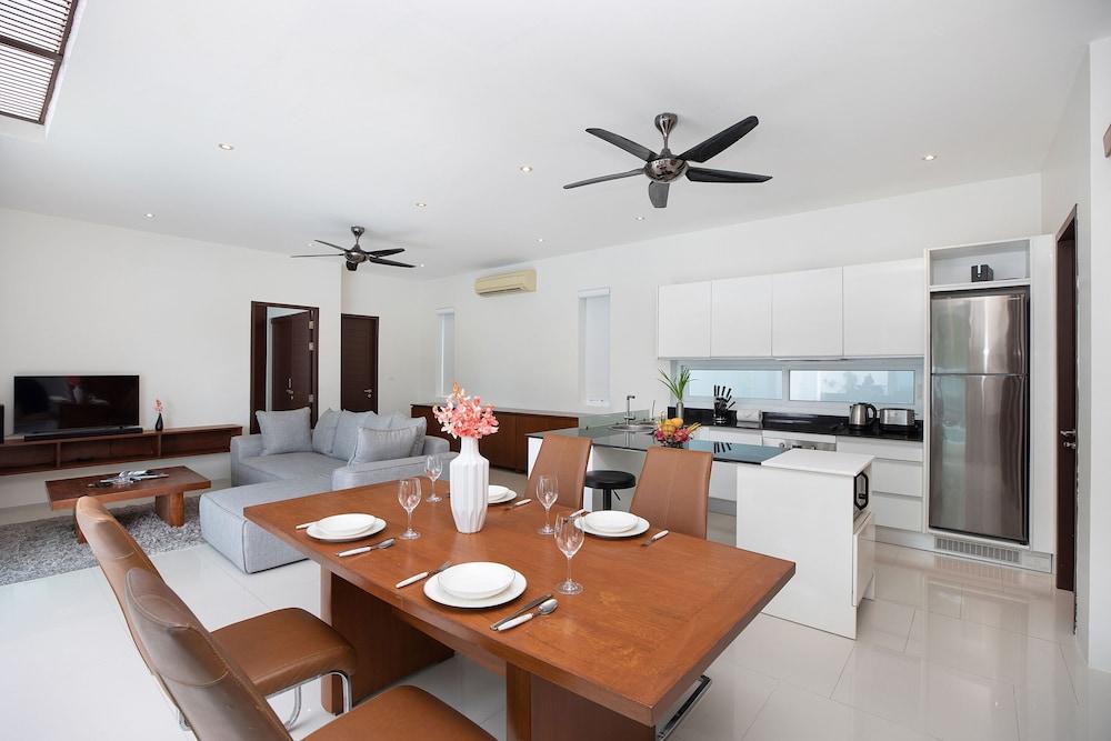 Miami-Style 2BR Pool Villa Janine Kamala