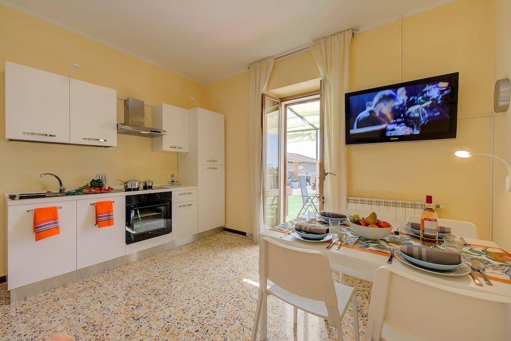 Apartment Gemma Relax and Lake View