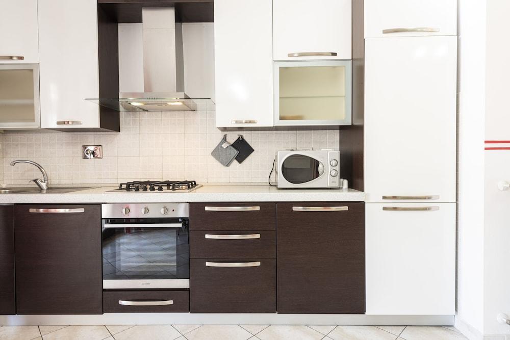 Visarno Modern by Mmega