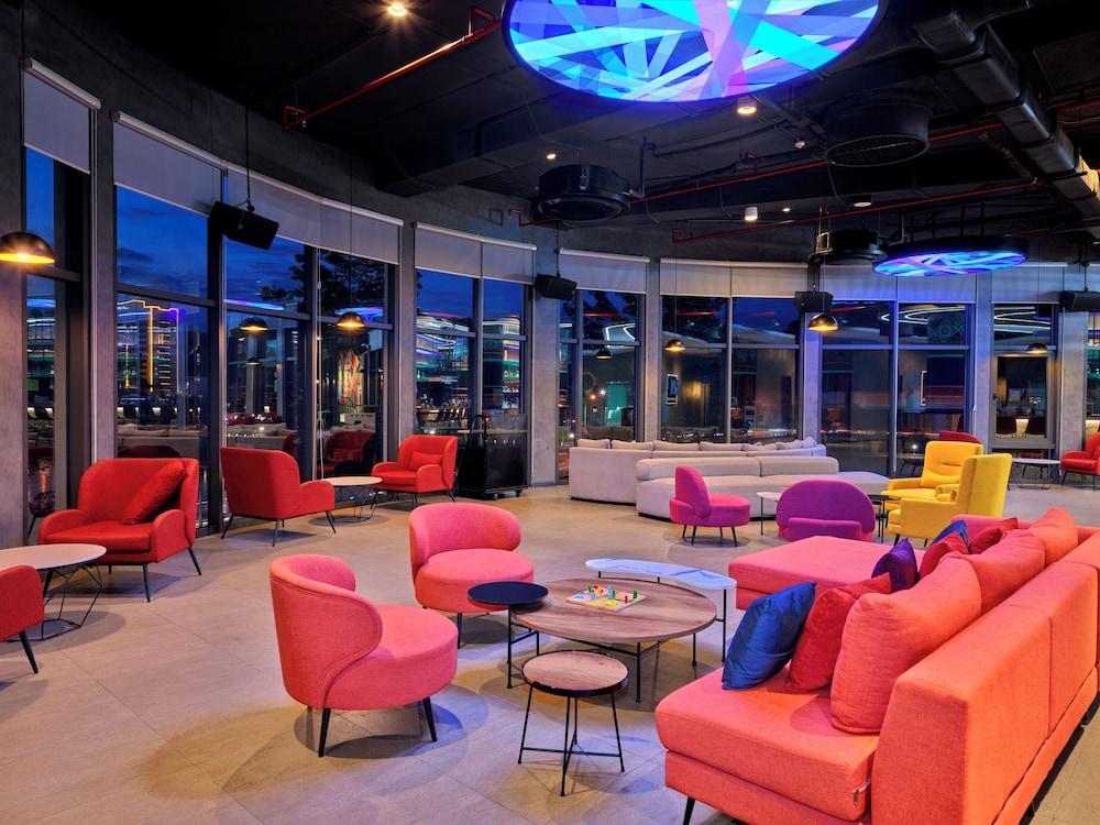 Tru by Hilton Lao Cai City Riverside