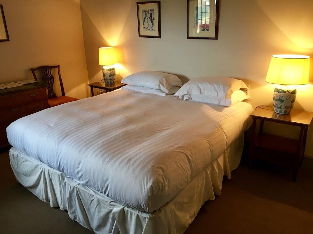 Thornton Manor Estates