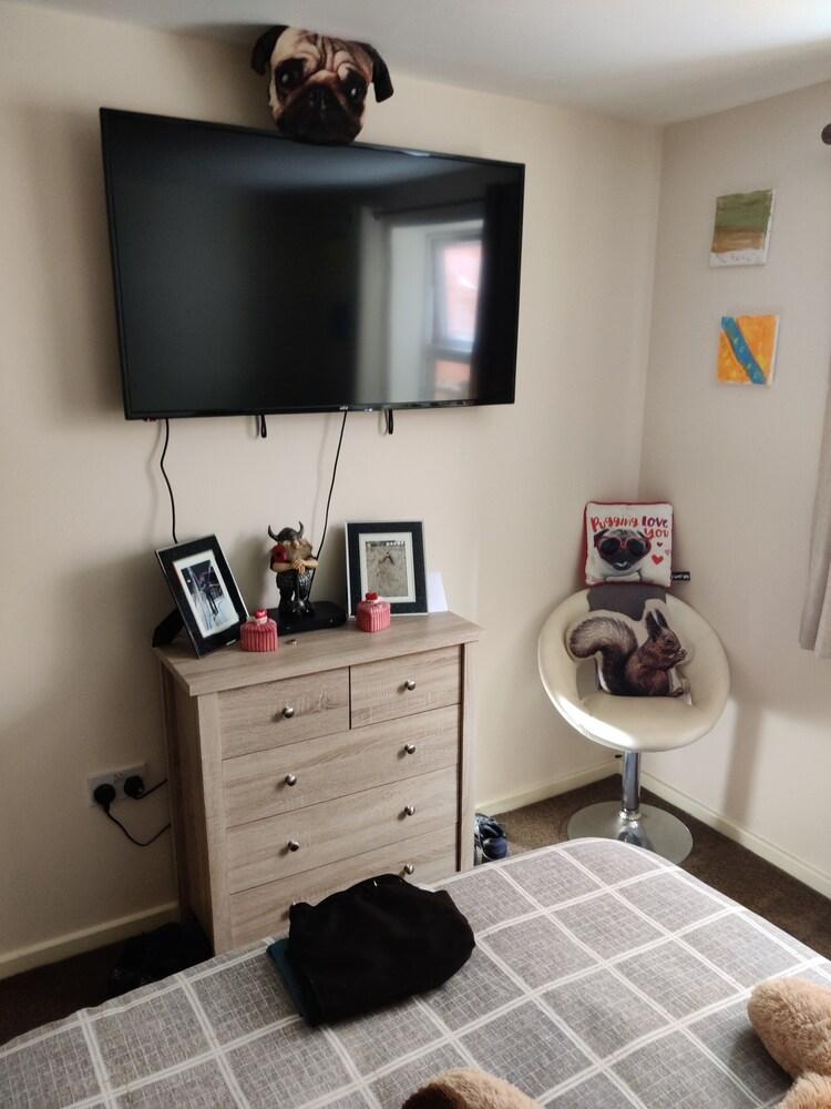 Captivating 1-bed Apartment in Bournemouth