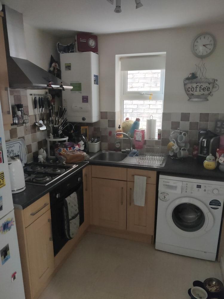 Captivating 1-bed Apartment in Bournemouth