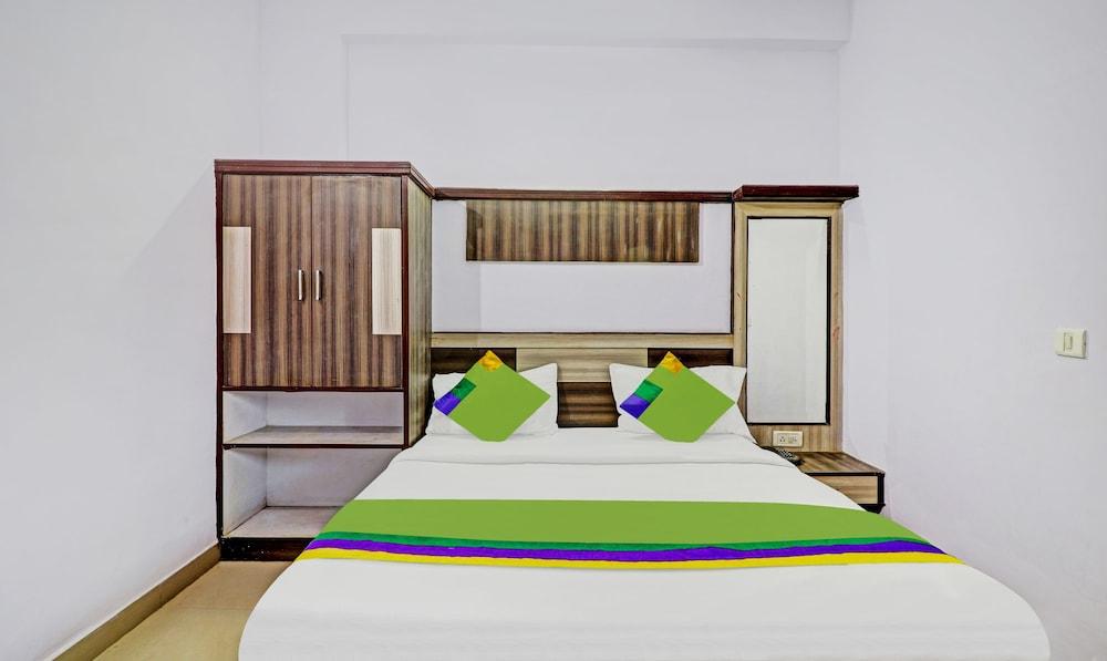 Itsy By Treebo - Golden Bird Agra