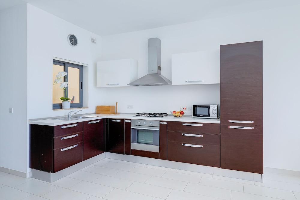 Marvellous Apartment With Valletta and Harbour Views