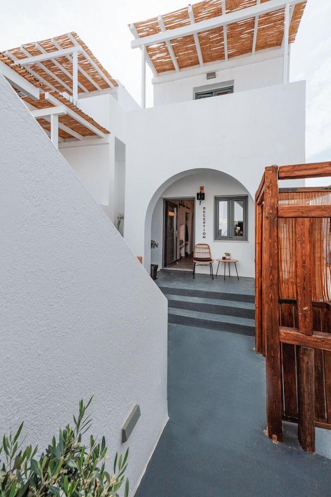 Piperaki Project Paros