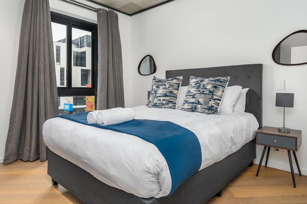 Bridgewater One Luxury Apartments