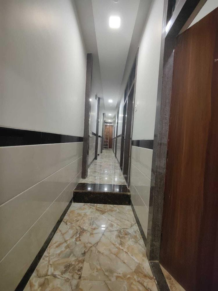 Hotel Tip Top Residency