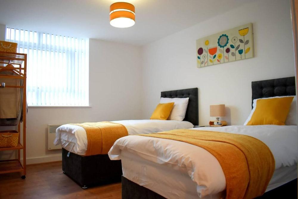 Remarkable 2-bed Apartment in Leafy Sefton Park