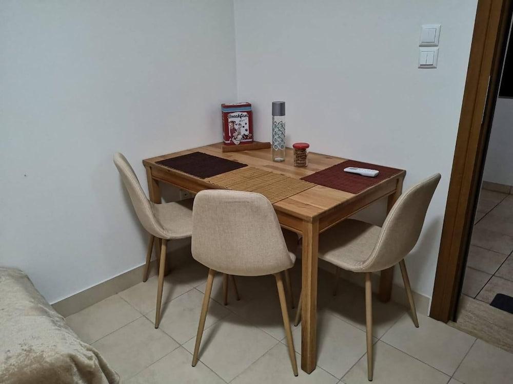 Poets Apertment in Armeos Masouri