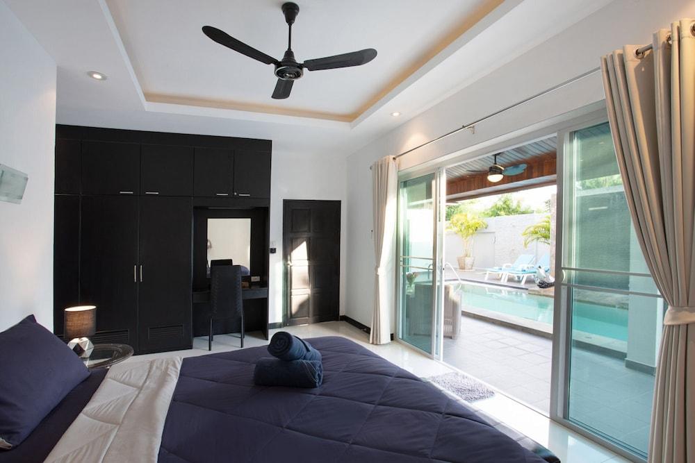 Modern Elegance 3BR Pool Villa Marine