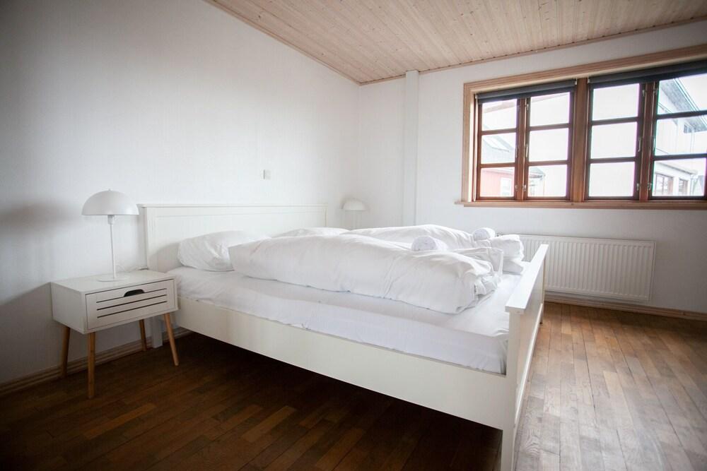 Downtown - City View - 2 BR - Spacious