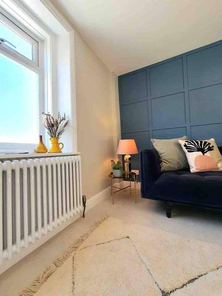 Harbourside - Luxury 2bed Cottage & Garden
