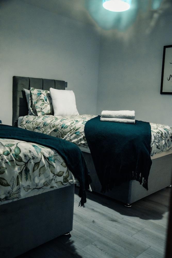 Bv Comfy Basement Apartment At Conditioning House