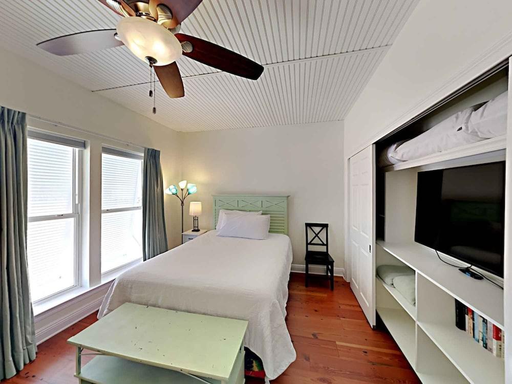 Brighton by the Sea by Southern Vacation Rentals