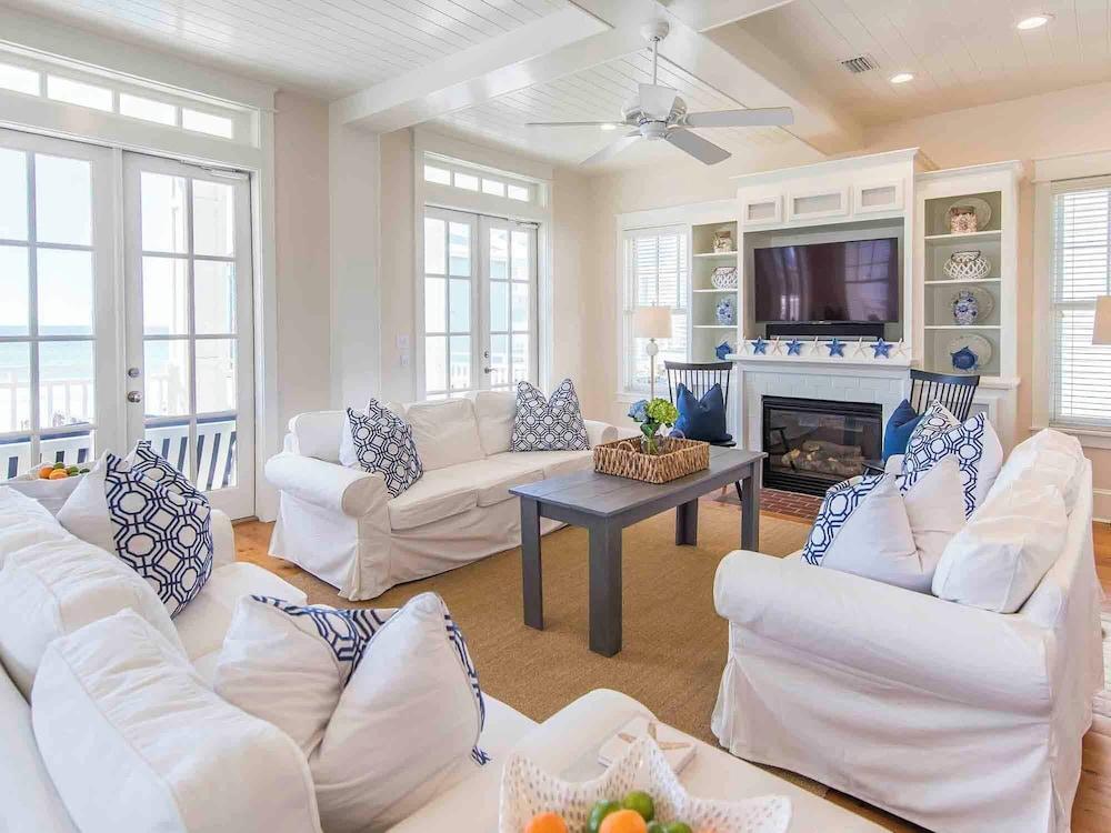 All Decked Out 30A by Southern Vacation Rentals