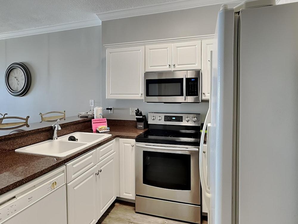 Island Royale Penthouse #405 by Southern Vacation Rentals