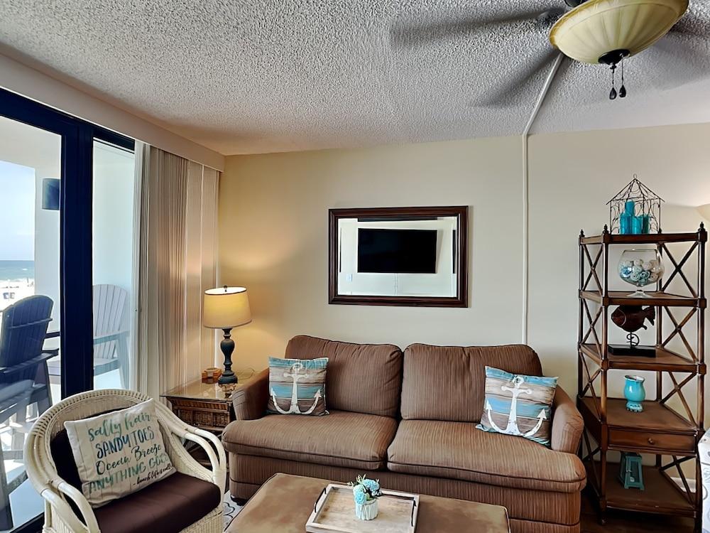 Island Sunrise #166 by Southern Vacation Rentals