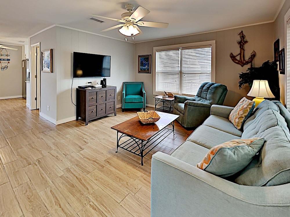 Big Blue by Southern Vacation Rentals