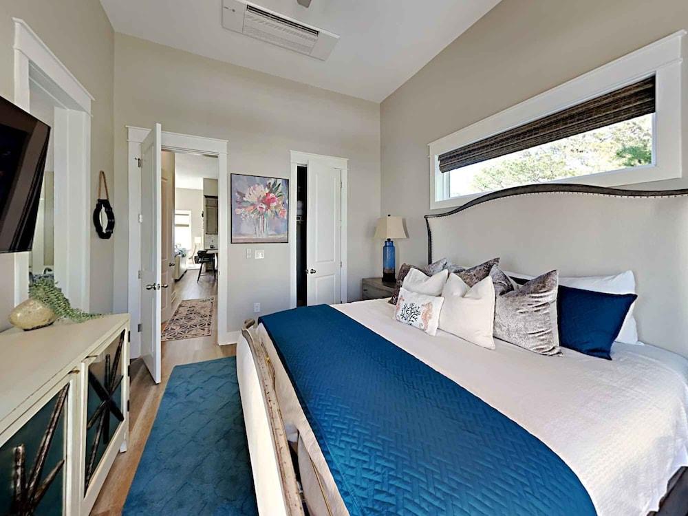 View From The Top by Southern Vacation Rentals