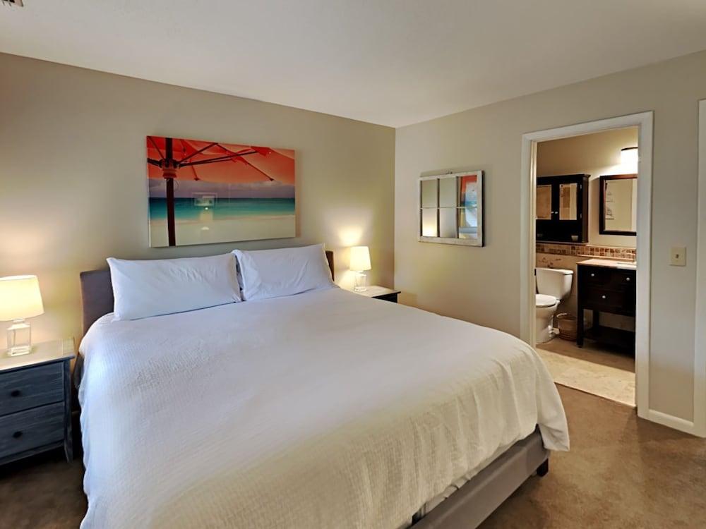 Beachwalk Villas #5052