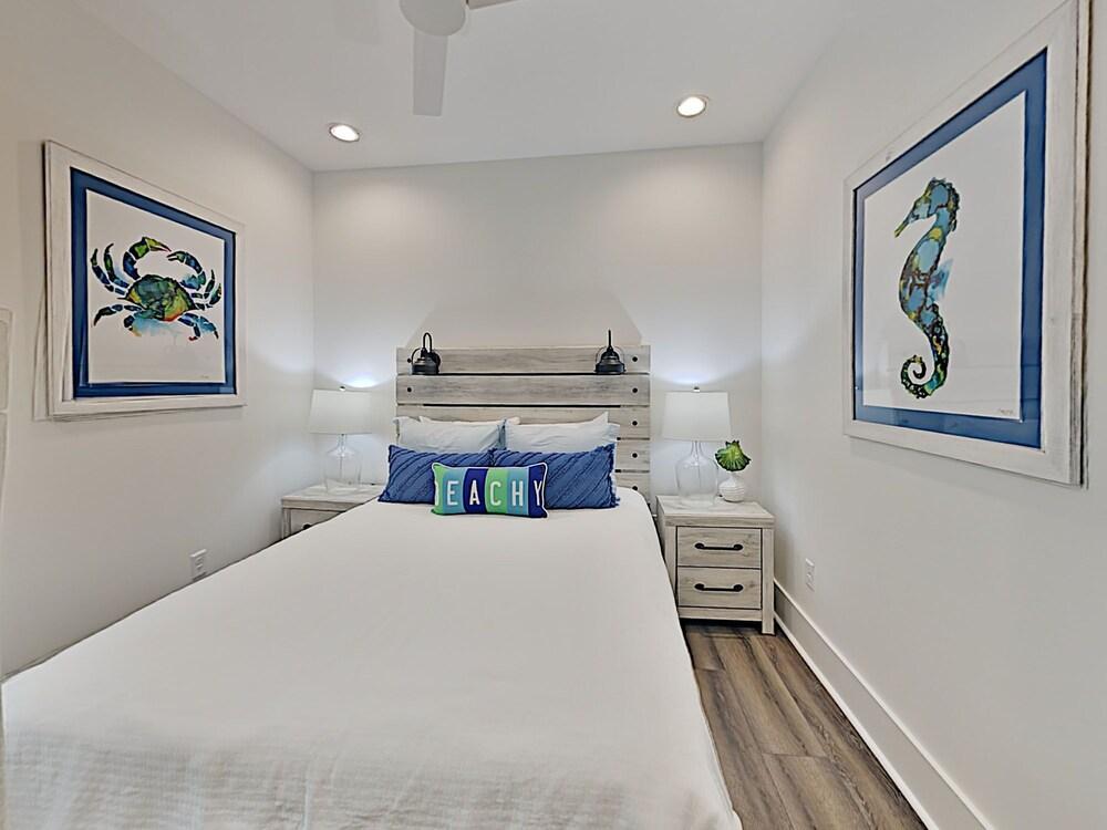 West Side Cottages #N - Robin's Nest