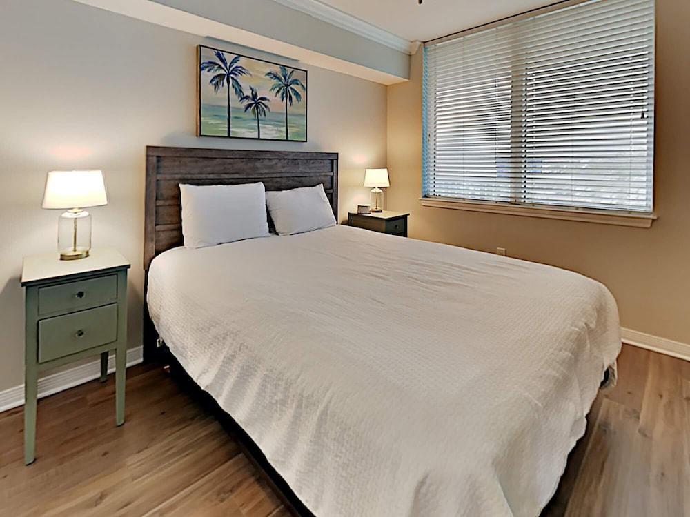 Destin West Heron #306 by Southern Vacation Rentals