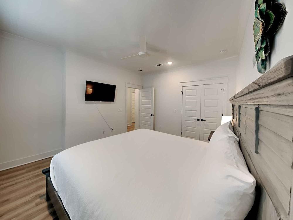 Redfish Harbor Family Tides