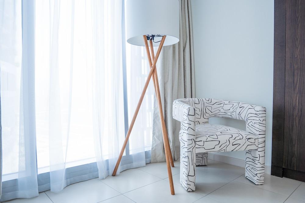 Nasma Luxury Stays - Cayan Tower