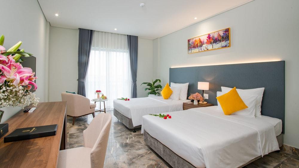 Phu Thang Grand Hotel