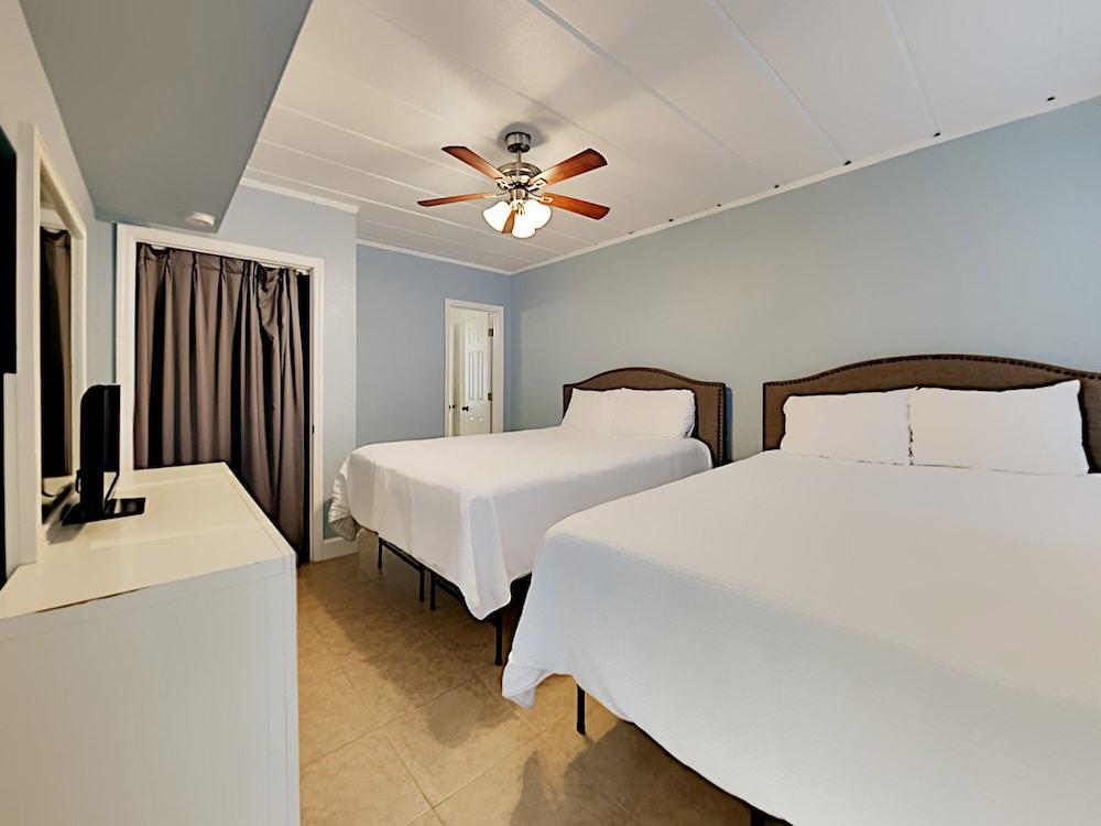 Coconut Beach House A