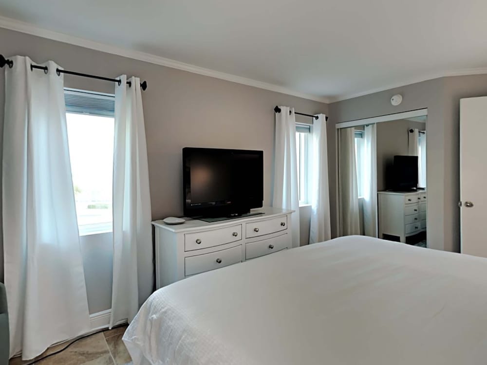 Perdido Skye by Southern Vacation Rentals