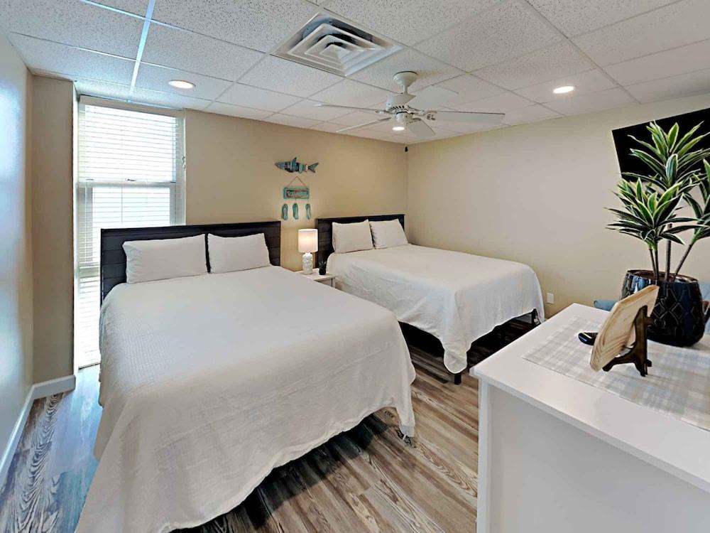 Sans Souci by Southern Vacation Rentals