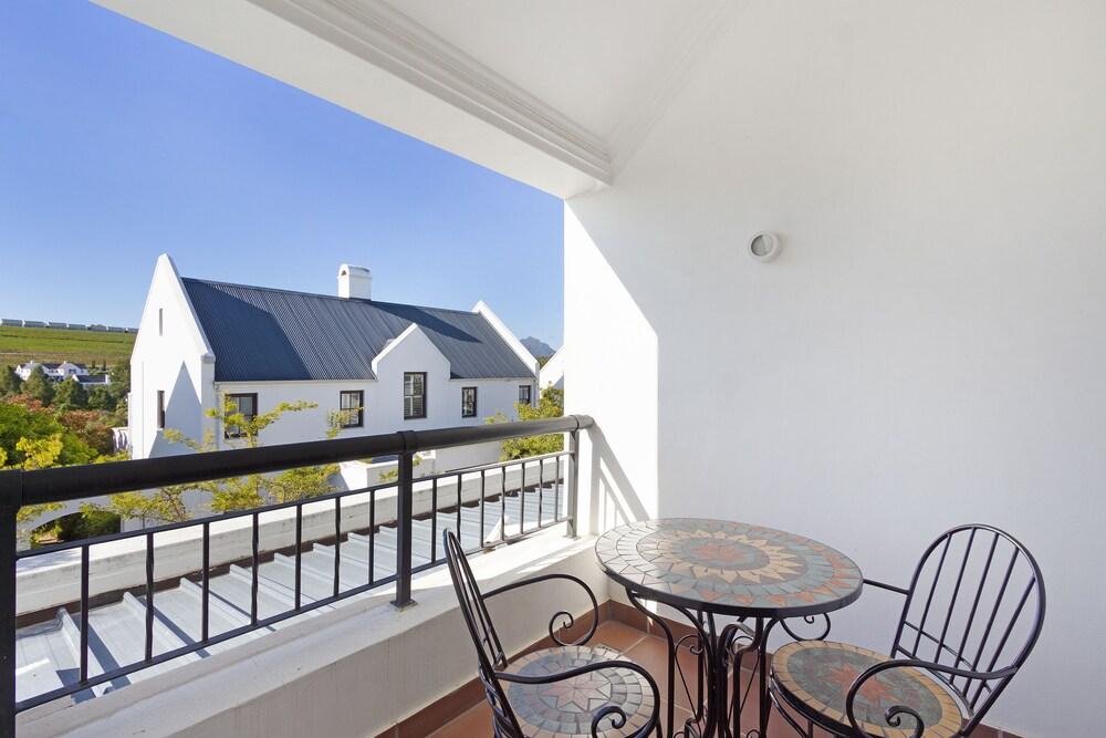 Winelands Golf Lodges 13