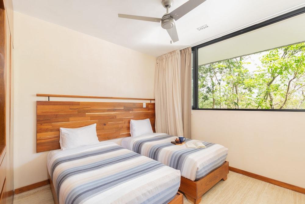 Bungalos Village 225 By Lockey