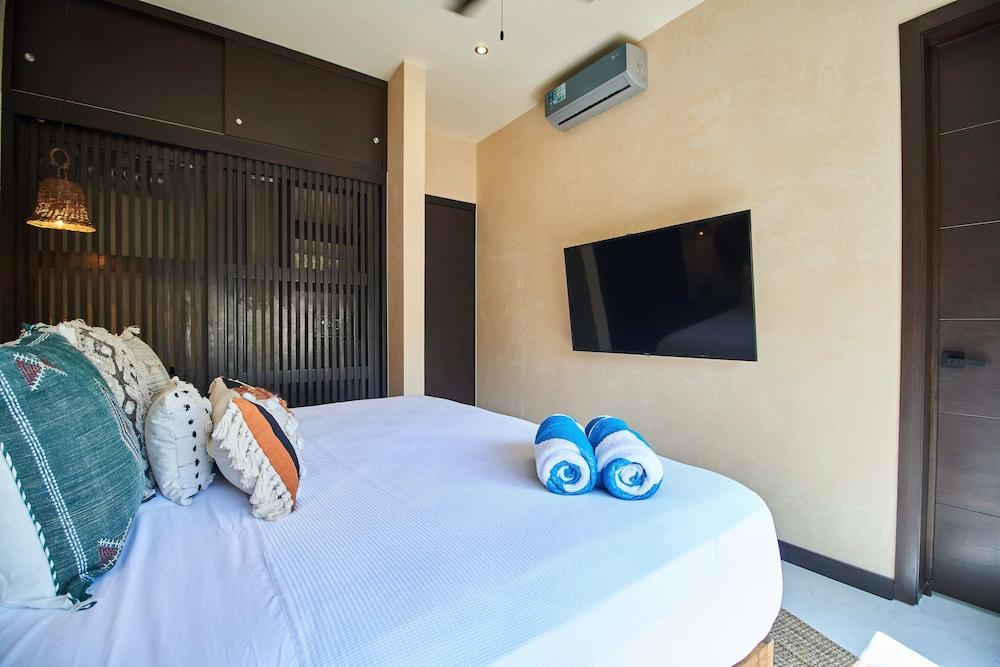 Asana Tulum 8 By Lockey