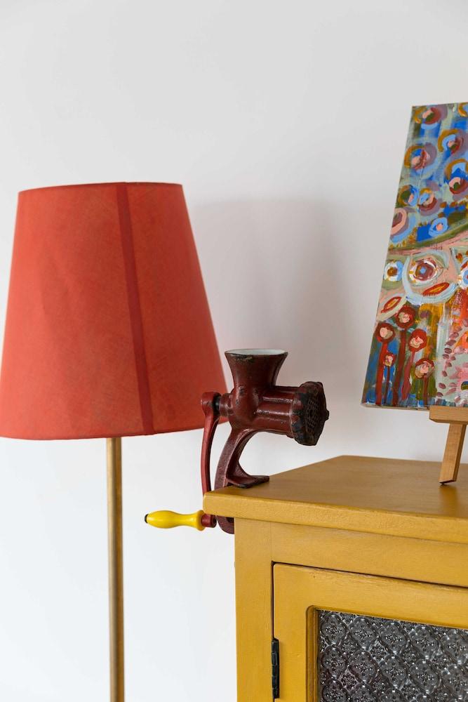 Netas Art by TLV2RENT