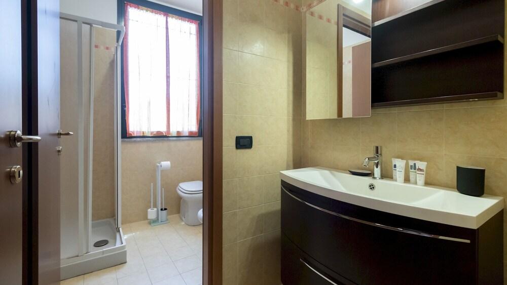 Italianway - Dei Fontanili 7